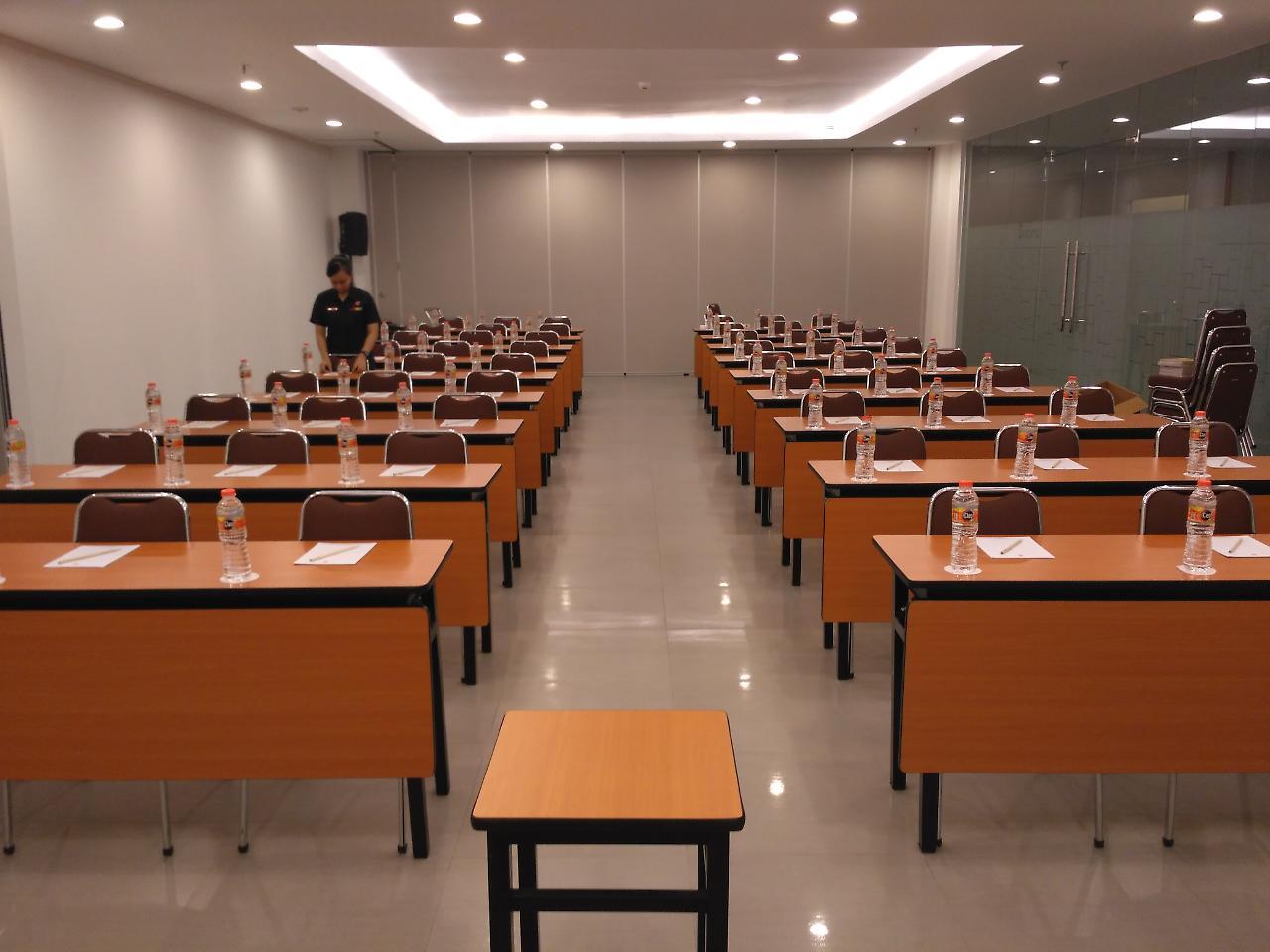 Carani Hotel Jogyakarta Zewnętrze zdjęcie
