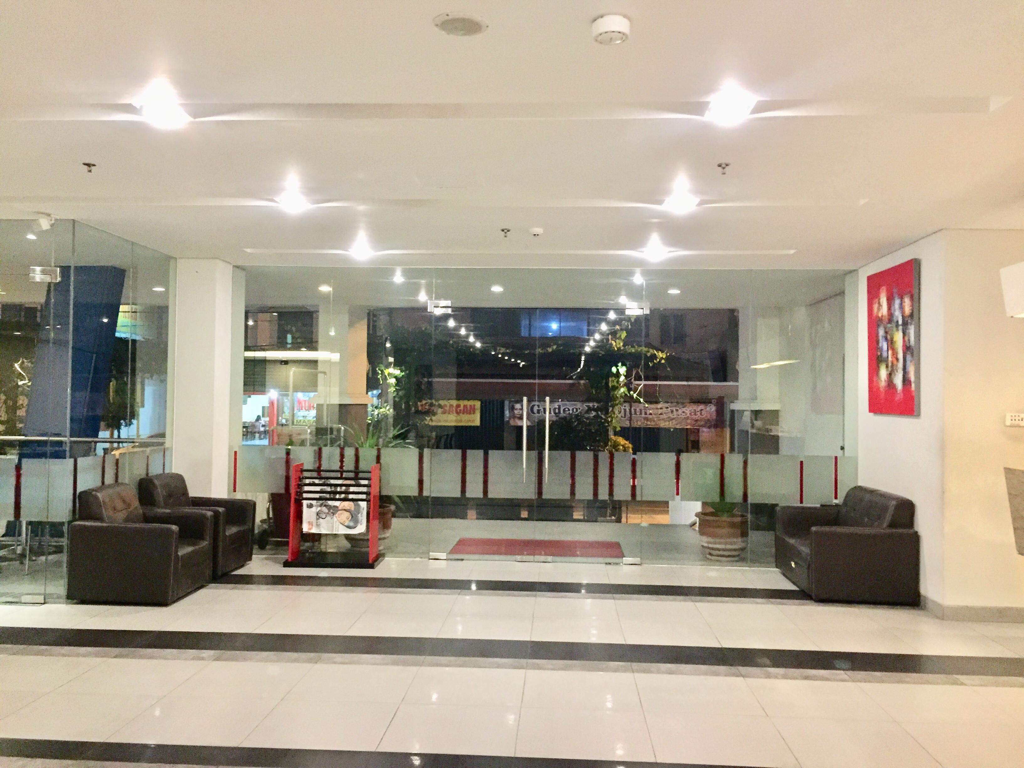 Carani Hotel Jogyakarta Zewnętrze zdjęcie
