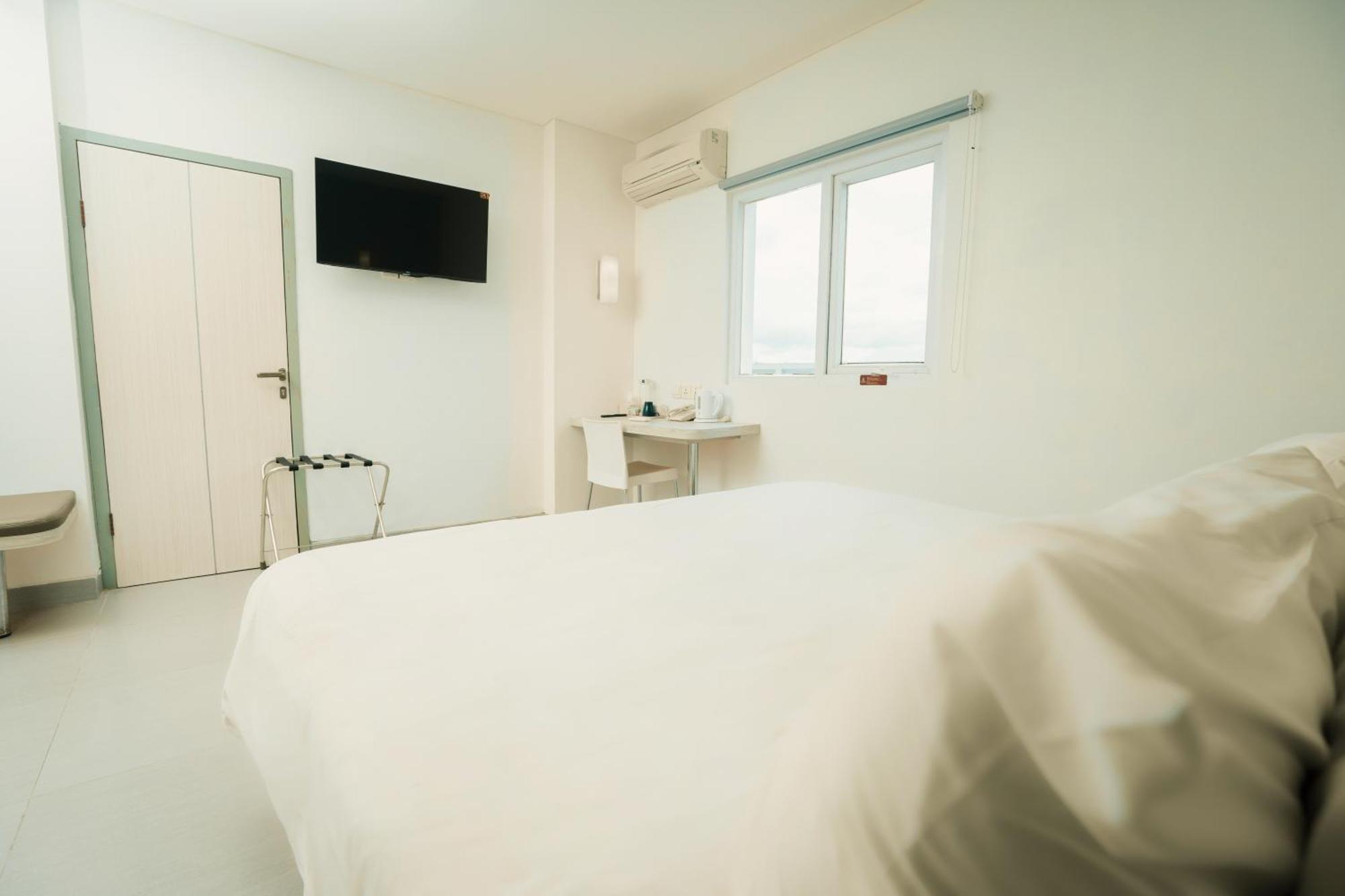 Carani Hotel Jogyakarta Zewnętrze zdjęcie