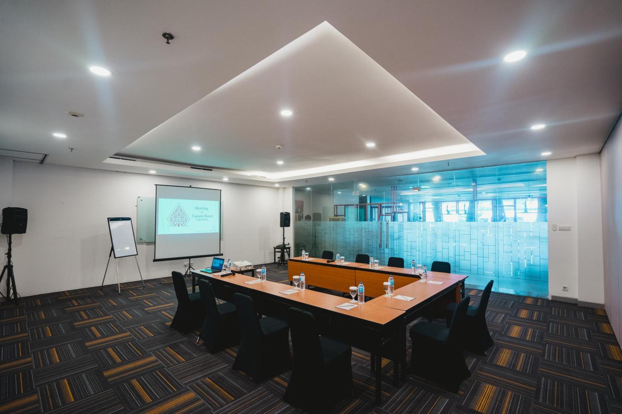 Carani Hotel Jogyakarta Zewnętrze zdjęcie