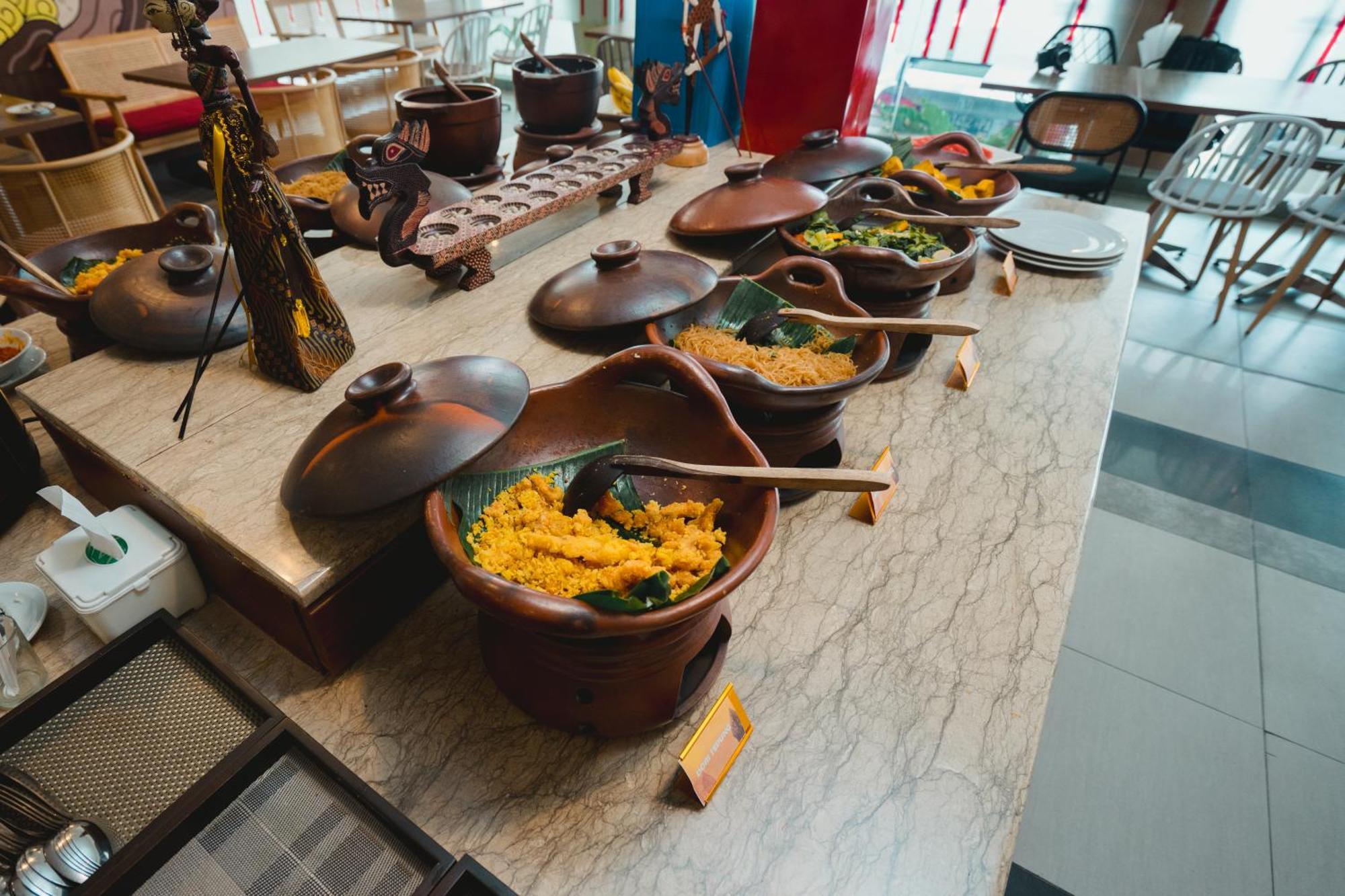 Carani Hotel Jogyakarta Zewnętrze zdjęcie